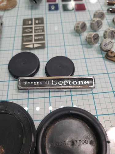 LOT of 1973 Alfa Romeo Bertone Miscellaneous Interior Parts and hardware - Bild 17 von 23