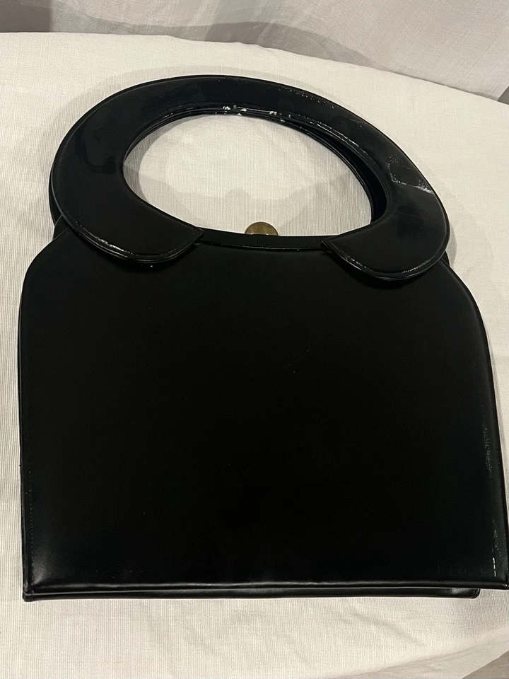 Vintage 60s Mod Black Leather Structured Purse Brass Kiss Lock VTG 13.5 Tall - Image 2 of 4