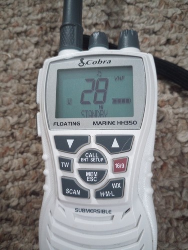 Cobra Marine HH350 VHF Radio Floating Submersible - Zdjęcie 5 z 5