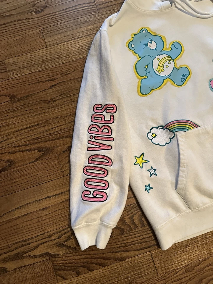 Sudadera con Capucha Care Bears XXL Blanca Bordada Deseos Grandes Buenas Vibraciones Foto 2 de 4