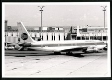 Photograph Aircraft Boeing 720, Passenger Plane of Contiental Airlines, Kenn
