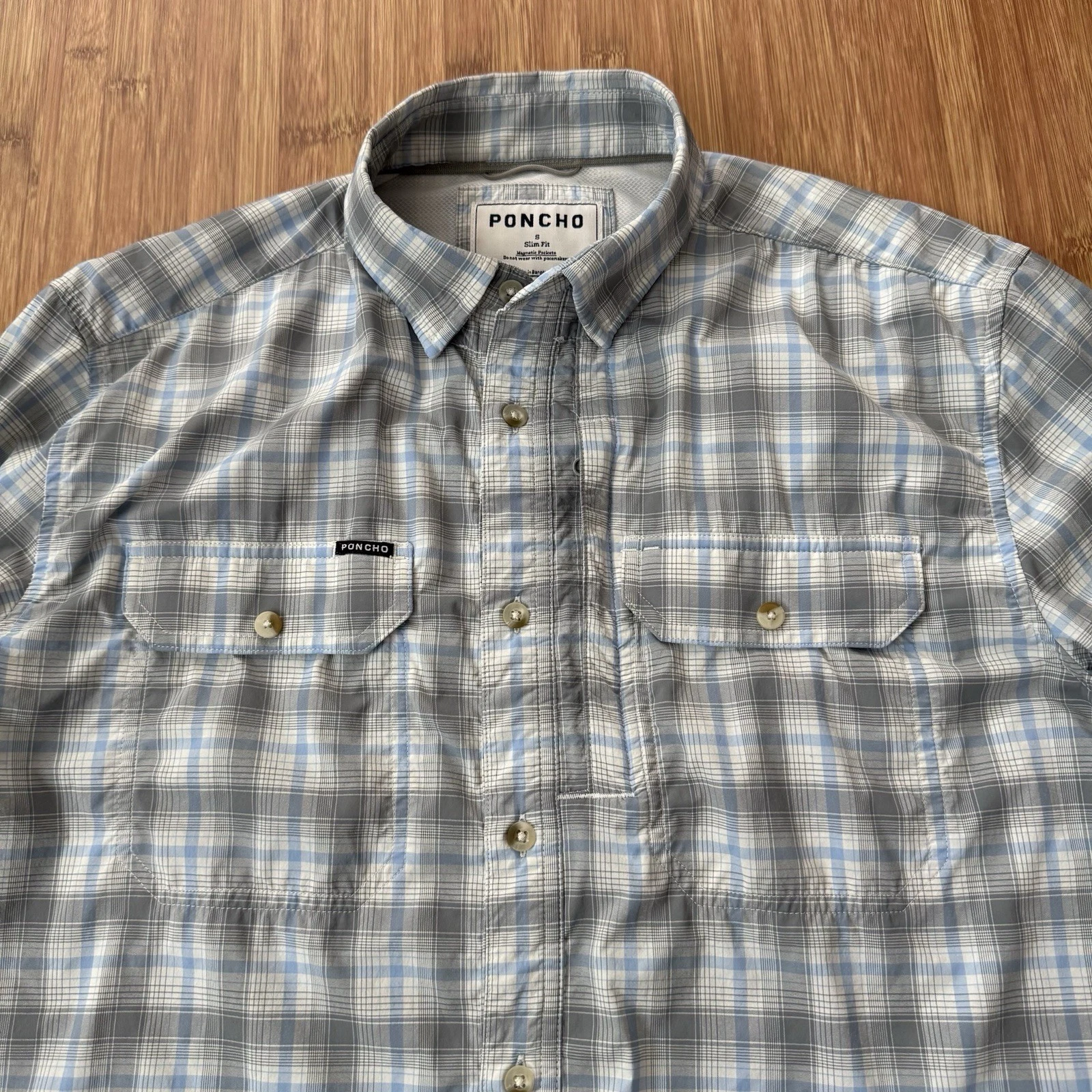 Poncho LS Button Up Shirt Men Small Slim Fit Plaid Blue Gray Magnetic Pocket