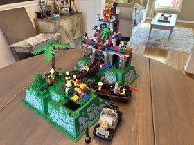 LEGO Adventurers: Amazon Ancient Ruins 5986 - 100% Complete