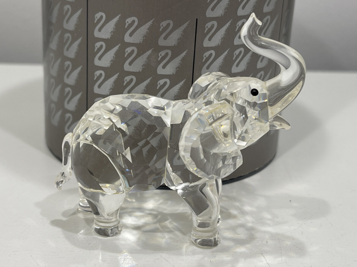 Swarovski Elephant 191371 Baby Elephant 2 5/8in Top