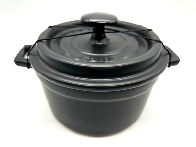 STAUB LA COCOTTE ブラック Staub La Cocotte Matte Black Round Stoneware Baking Dish with Lid