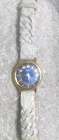 Seiko Quartz Watch Women 1N00-0D59 Blue Gold Dial White Leather Band New Bat !!!