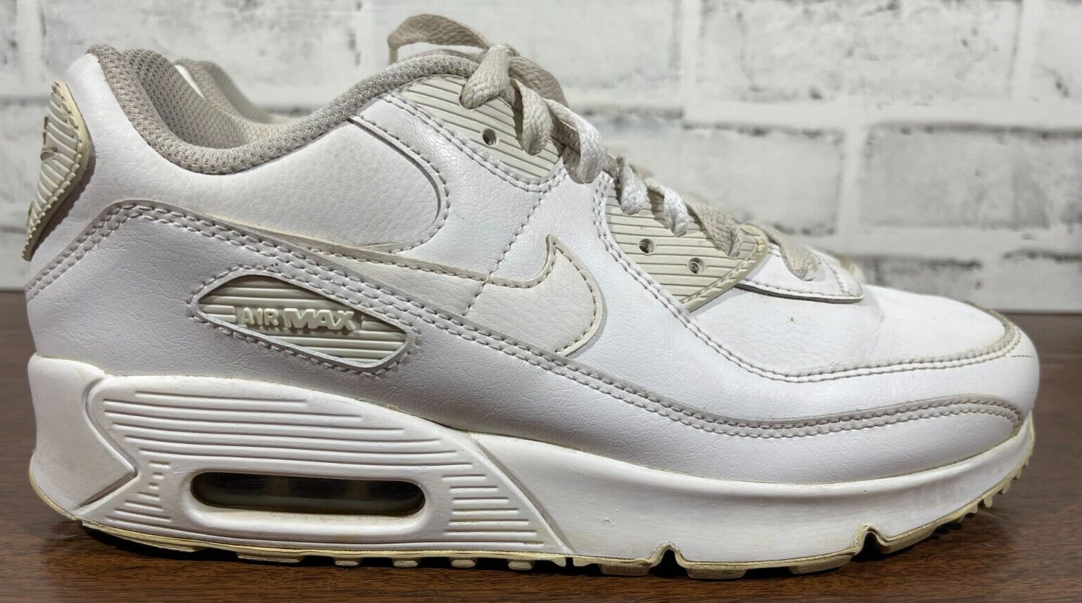 Nike Air Max 90 White Athletic Sneaker Shoes - CD6864-100 Kid's US Size 6.5Y