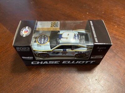 2023 Chase Elliott KBB Kelley Blue Book 1:64 scale car