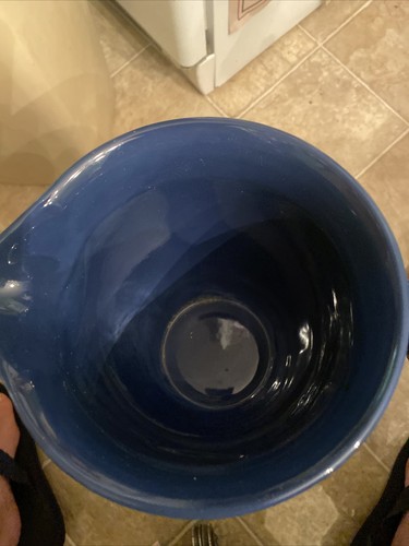 Oneida Petals 7" Pitcher Cobalt Blue Bell 64 Oz Discontinued Beverage Ceramic - Picture 2 of 5