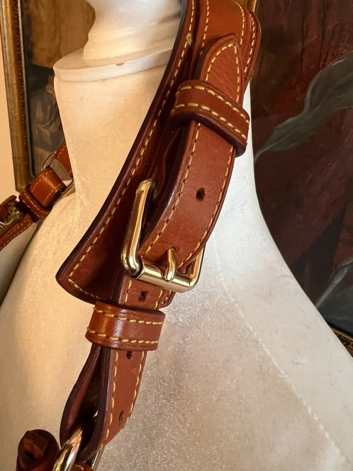 Dooney Bourke White & Brown Florentine Leather Hobo Shoulder Bag - Image 3 of 4