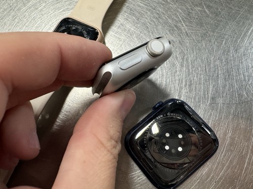 Menge 3 - Apple Watch Series 3 6SE UNGETESTET GESPERRT *NUR TEILE* - Bild 10 von 11