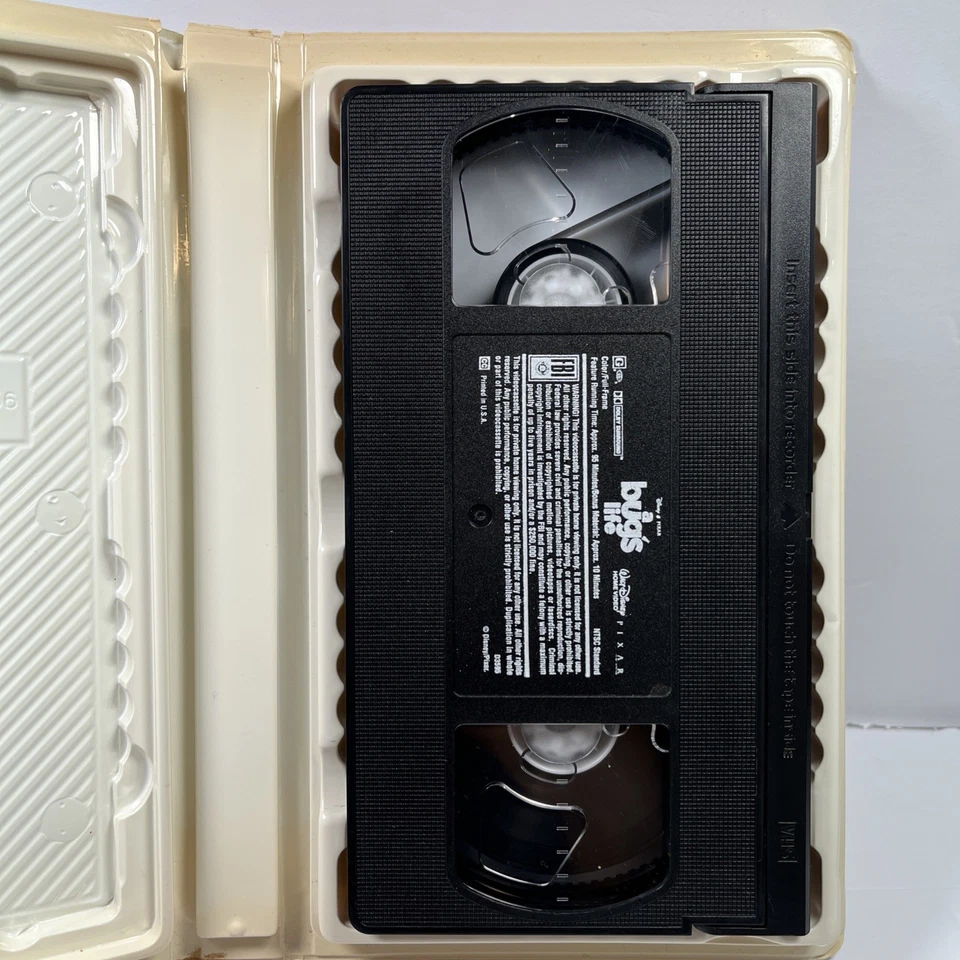 A Bug's Life (VHS, 1999) - Image 4 of 4
