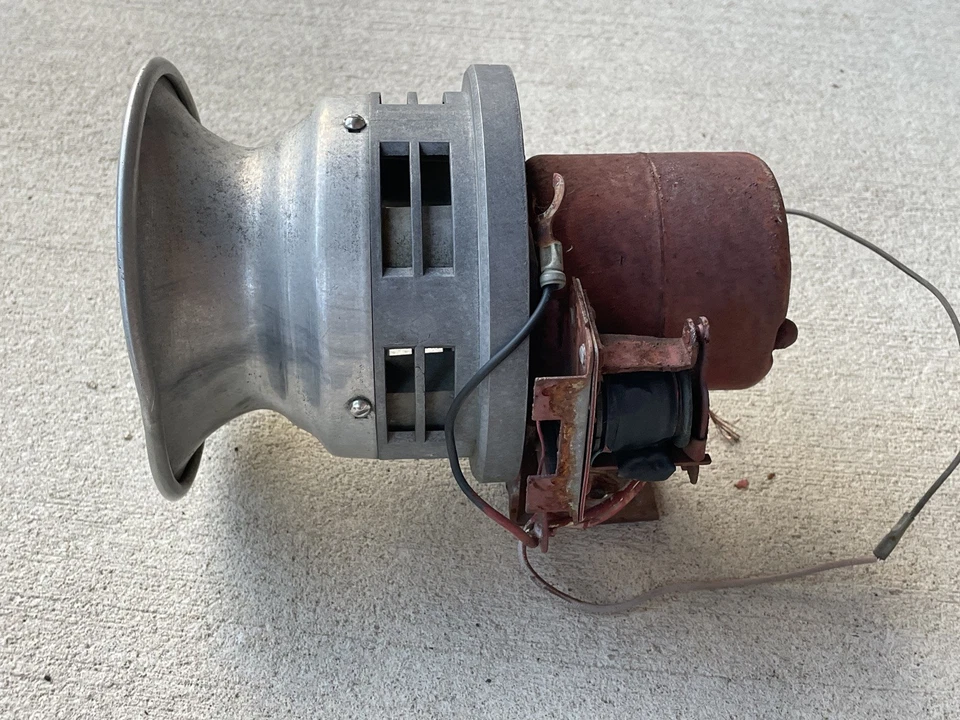 Caminhão de bombeiros antigo SIREN Horn (funciona testado) - Imagem 2 de 4