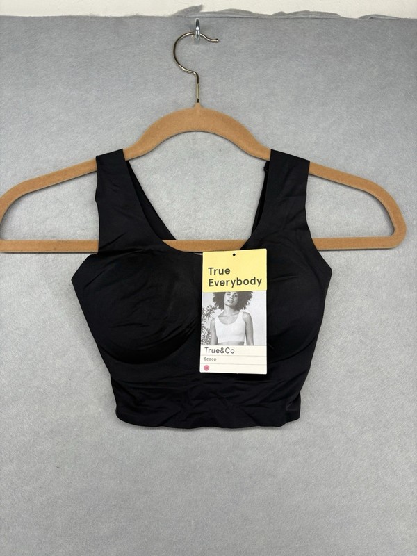 True & Co Women’s Plus Scoop Neck Bra - Highly rated Buy It For Life recommendation