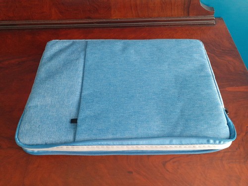 9 x 12 inch Laptop Case - Soft Pouch for Laptops - 第 1/12 張圖片