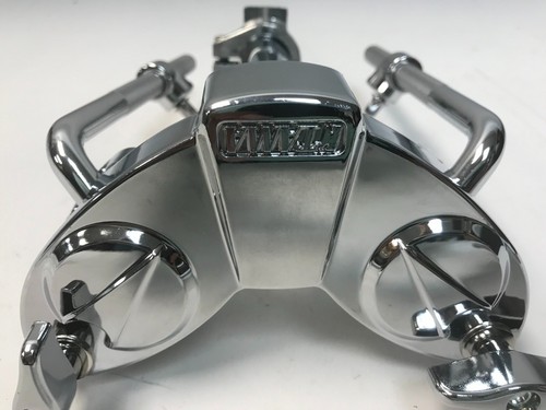 TAMA DOUBLE TOM BASS DRUM MOUNT (1") - Picture 4 of 12