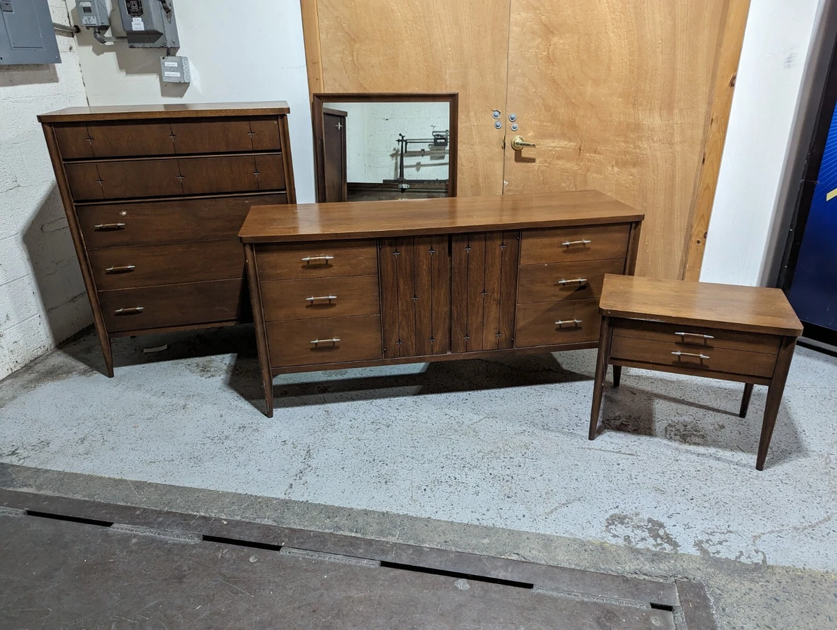 kiezen Merg Uitvoeren BROYHILL SAGA Mid Century Modern MCM Furniture Lowboy Bureau Dresser Highboy | eBay kiezen Merg Uitvoeren BROYHILL SAGA Mid Century Modern MCM Furniture Lowboy Bureau Dresser Highboy | eBay