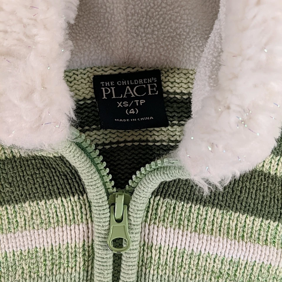 Sudadera con capucha tejida verde a rayas The Children's Place suéter ribete de piel capucha niña XS 4 Foto 3 de 4