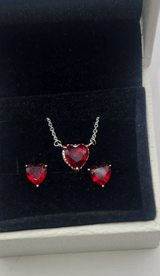 Auténtico Pandora Brillo Corazón Halo Colgante Collar y Corazón Pendientes Conjunto de Regalo Foto 4 de 4