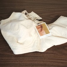 Amoena Greta 2124 Beige Wireless Mastectomy Bra Hook  Eye 40DD