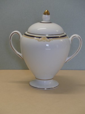 Wedgwood Cavendish Bone China Zuckerdose mit Deckel