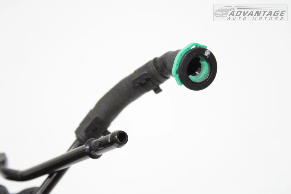 Chevrolet Traverse 2018-2023 motor refrigerante tubo de purga de aire y manguera de desbordamiento OEM Foto 4 de 4