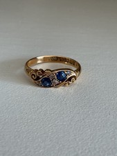 Edwardian 18 carat gold 2 sapphires and 4 diamonds ring Birmingham 1907 stunning