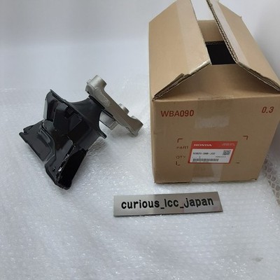 HONDA OEM 06-11 Civic 1.8L Engine Side Rubber Mounting 50820-SNB-J02