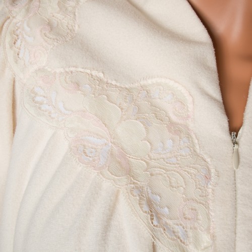 💖VTG SHADOWLINE Nightgown Fleece Cream Housecoat Long Sleeve 1/2 Zip Pockets M - Picture 6 of 13