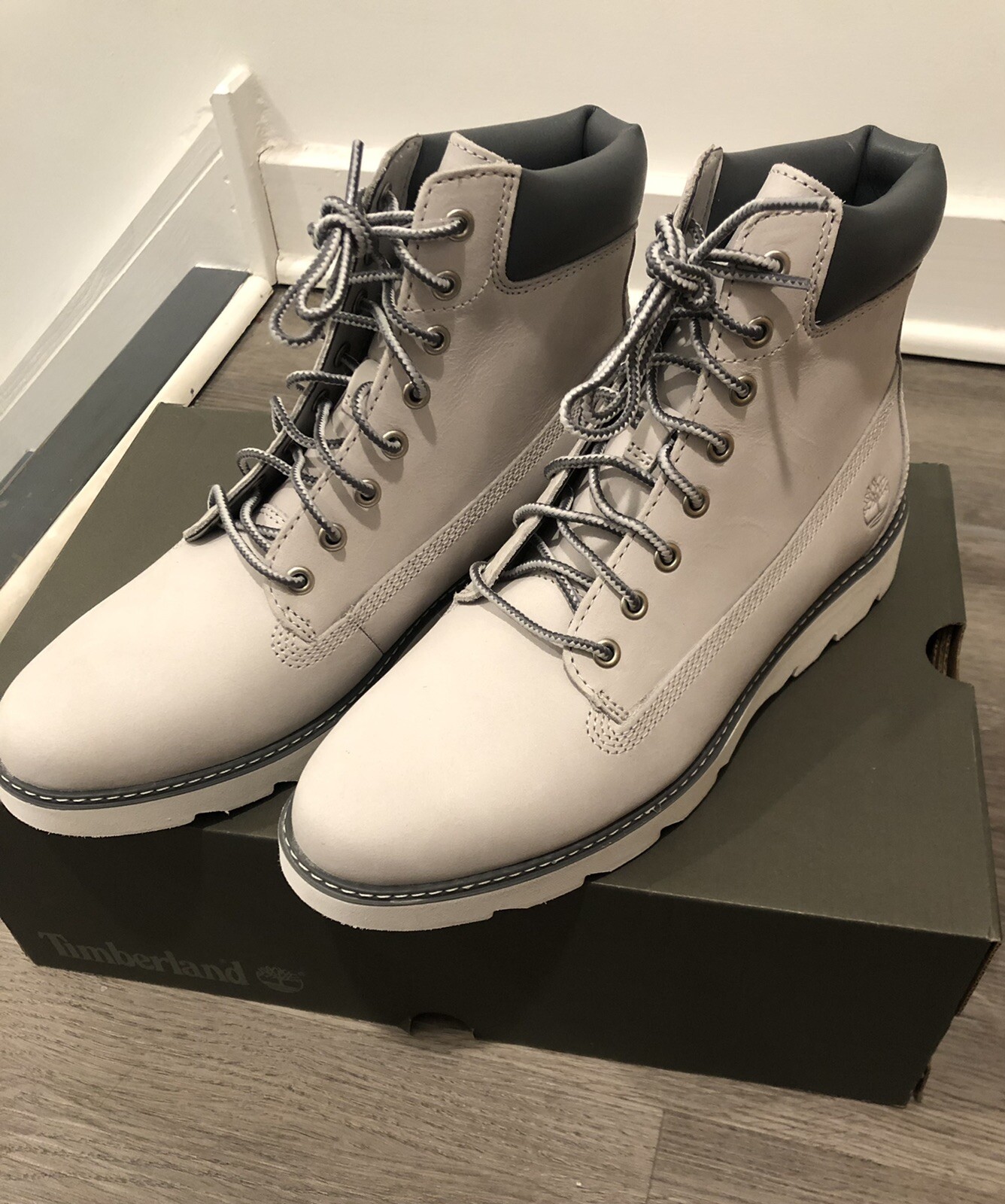 Timberland Keeley Field 6 Inch Lace Up Womens Boots Size 7.5 Light Grey