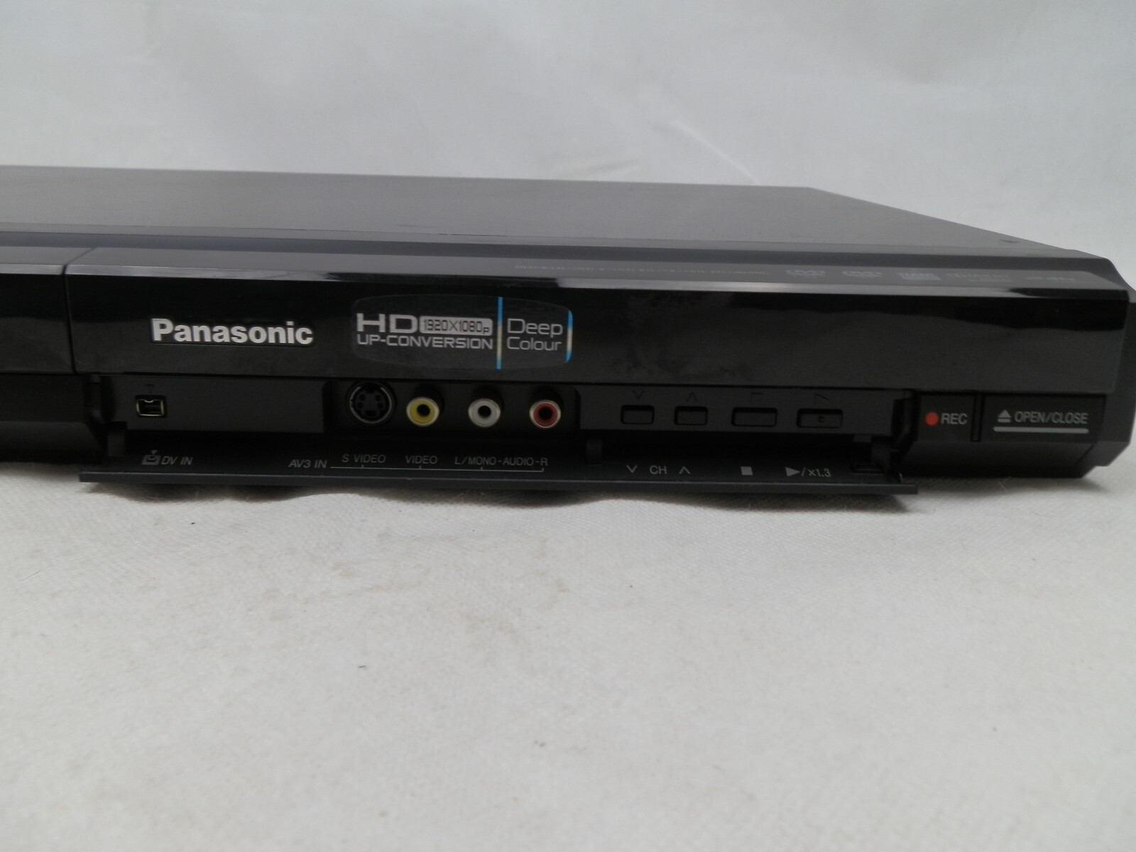 Panasonic DMREZ28 DVD Recorder Digital Freeview TV Tuner 1080p HDMI eBay