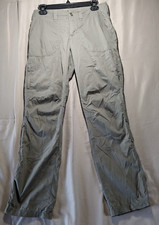 Eddie Bauer Women's Olive Color Khaki Pants Size 2