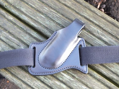 Made to Order, Lederbewehrung vordere Tragehülle für Leatherman, schwarz.