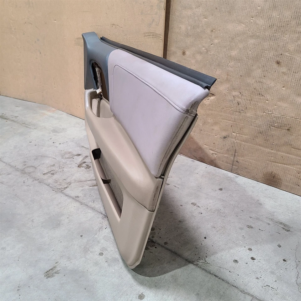 93-96 Camaro Z28 Door Panels Driver Passenger Lh Rh Set Pair Oem Aa7335 - Image 2 of 4