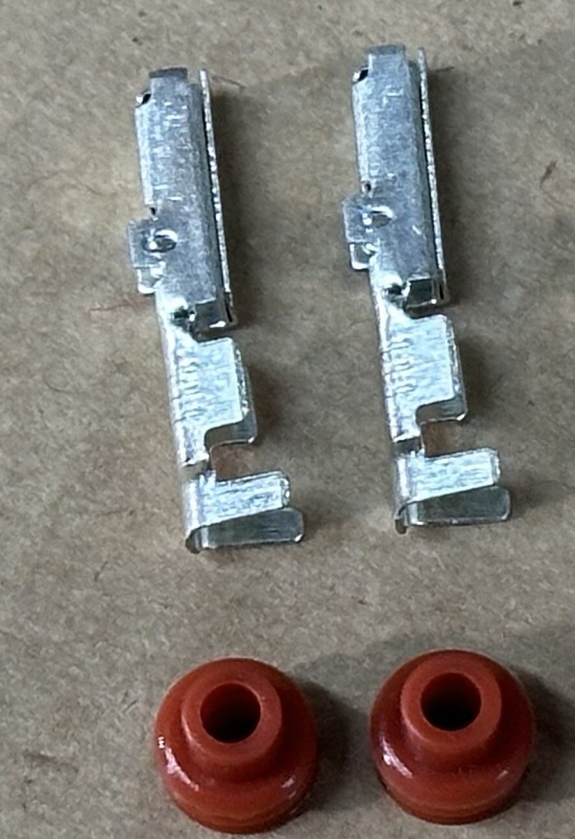 Peugeot 206 (2A/C/H/J/S) 2.0 GTI 16V Couvercles soupapes stock Peugeot 206 (2A/C/H/J/S) 2.0 GTI 16V Couvercles soupapes stock