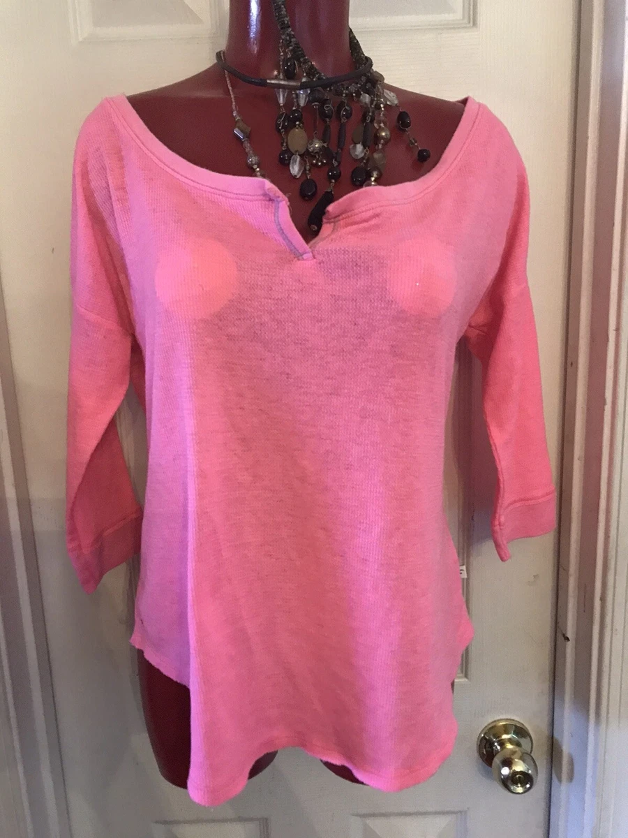 HOLLISTER WOMEN'S NEON PINK LONG SLEEVE V-NECK T-SHIRT SHIRT SIZE