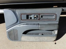 91 92 93 94 95 96 1996 Chevrolet Impala SS Caprice Roadmaster PS RH door panel