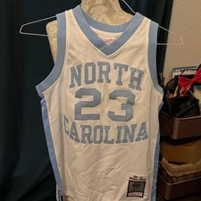 Michael Jordan North Carolina Tar Heels Mitchell & Ness 1983-84 Jersey