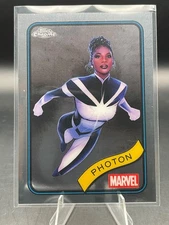 2025 Topps Chrome Marvel PHOTON #24 Base Avengers
