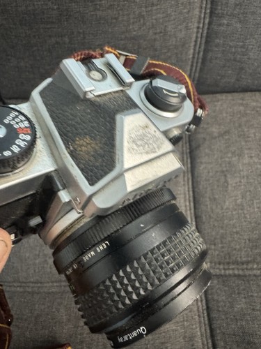 Vintage Nikon FM Camera With Quantaray 25mm 1:2.8 Lens And Filter - Picture 6 of 11