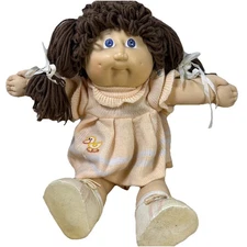 VTG Cabbage Patch Kids 1985 Collectible Girl Doll Brown Hair Blue Eyes 2 Dimples