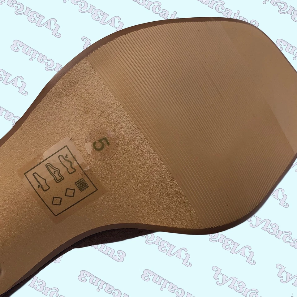 NUEVOS ZAPATOS DE TACÓN VINTAGE CASUALES DE GAMUZA IMITADA MARRÓN UK5 - ESTILO Y2K 2000 Foto 3 de 3