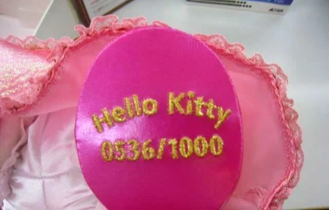 Plush Doll Hello Kitty 2000 Celebrating The Millennium 536/1000 w