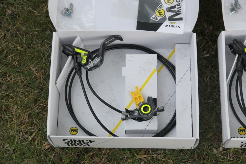 NUEVO - Freno de disco Magura MT8 SL // DELANTERO o trasero // Foto 2 de 3