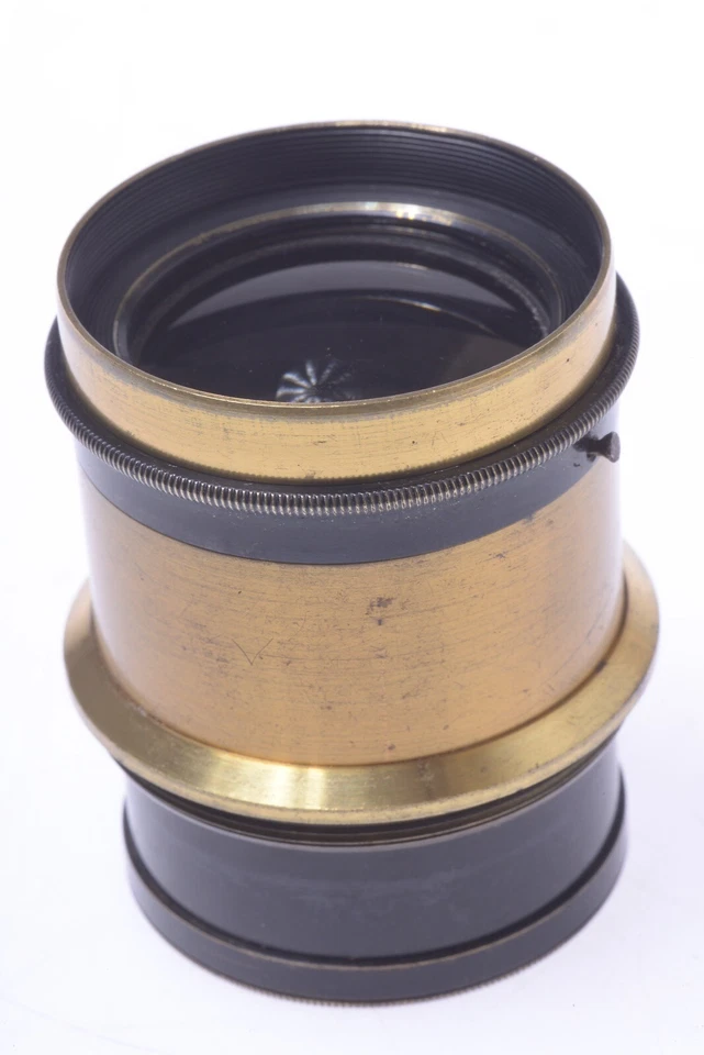✅ UNMARKED ANTIQUE BRASS LENS ‘180MM’ 4X5” LF CAMERA W/ STIFF APERTURE - Image 2 of 4