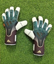 GOALKEEPER GLOVES SIZE 8 9 AND 10 AVAILABLE  PROFESSIONAL USE With Extra Straps