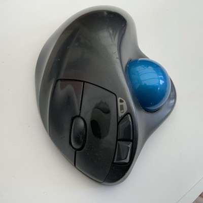 Logitech M570 Wireless Trackball Maus - getestet und funktionsfähig