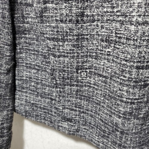 Lululemon Pullover Mens Medium Gray Black Textured Half Zip Sweater Athletic - Picture 12 of 14