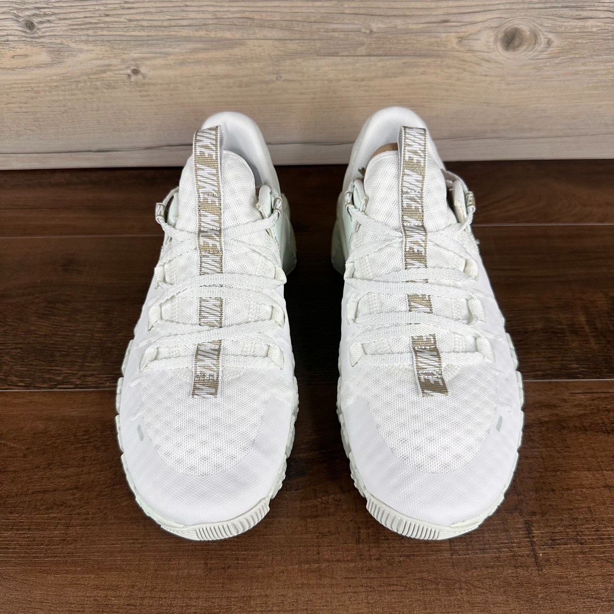 Size 8.5 - Nike Free Metcon 5 Premium Summit White Sea Glass