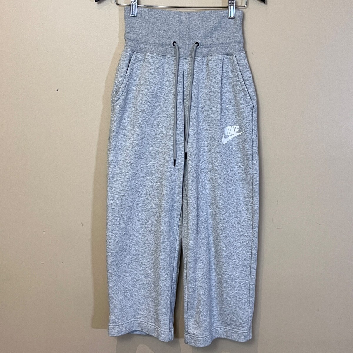 nike sports rally joggers